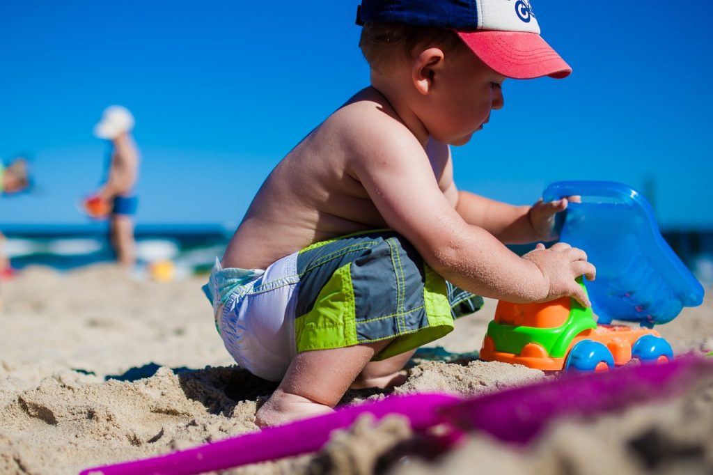 enfant à la plage